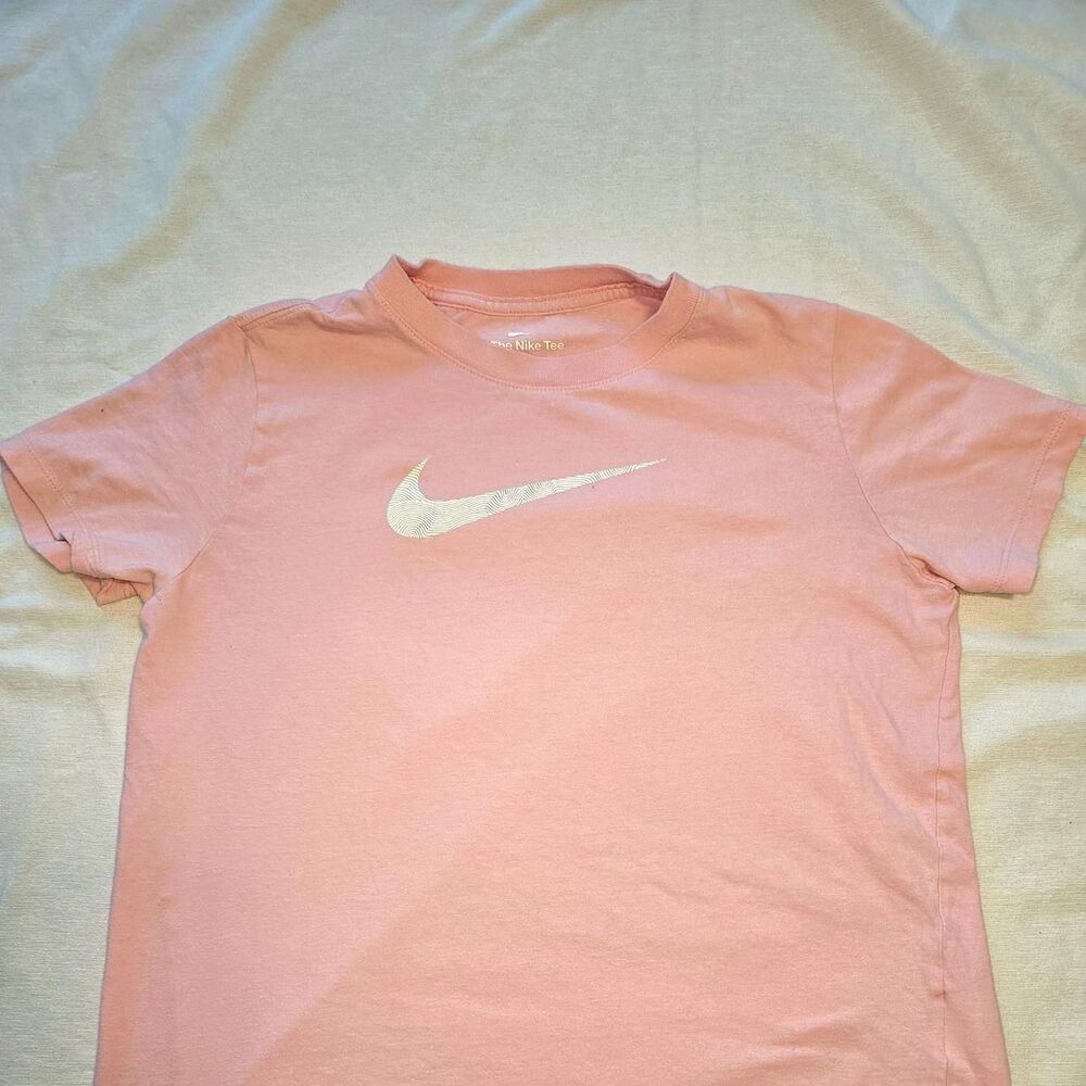 Pink Nike kids tee with white swoosh, size XL